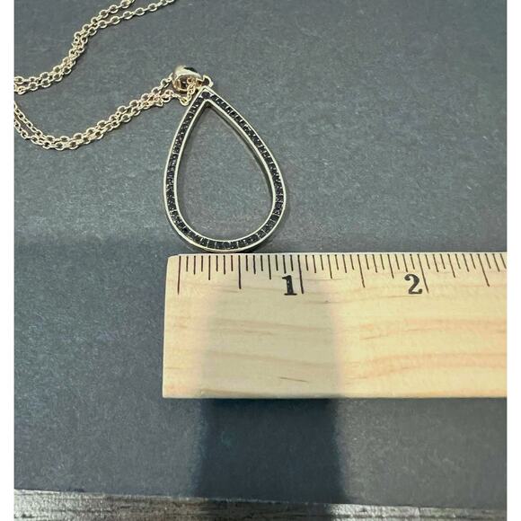 NEW Goldtone Brilliant Prestige Pendant and Tear Drop Pierced Earring Set - Picture 6 of 8